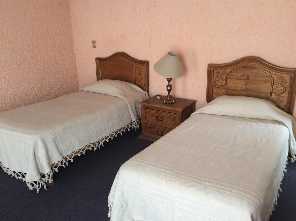 Hotel Villa De La Plata Guanajuato Bilik gambar