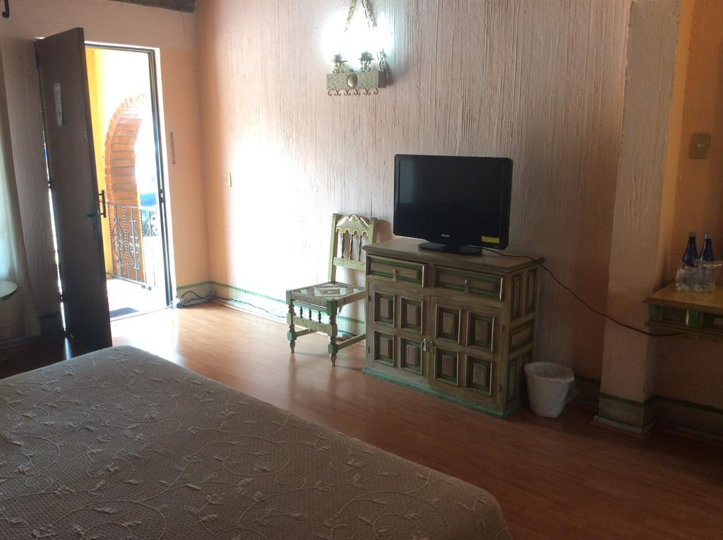 Hotel Villa De La Plata Guanajuato Bilik gambar